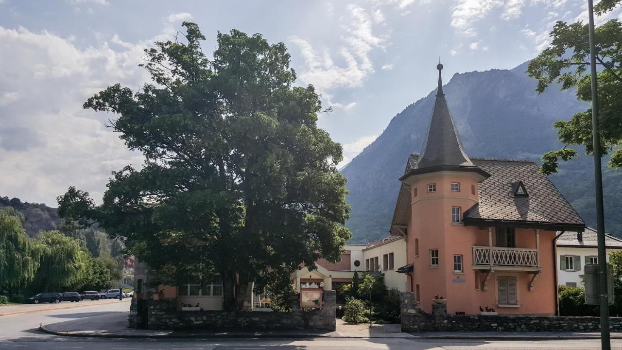 Hotel Les Berges Chippis Экстерьер фото